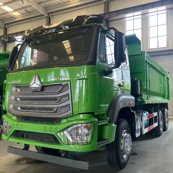 绿色豪沃豪瀚NX 6×4自卸车 371马力 欧II排放 HW19710变速箱