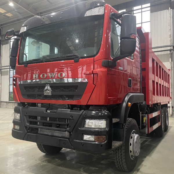 重汽豪沃TX 6×4自卸车 红色371马力 5600货箱 砂石料自卸重卡