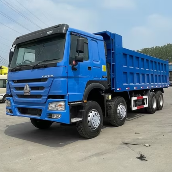 重汽豪沃TX 6×4自卸车 蓝色371马力 强化车灯 夜间作业自卸卡车